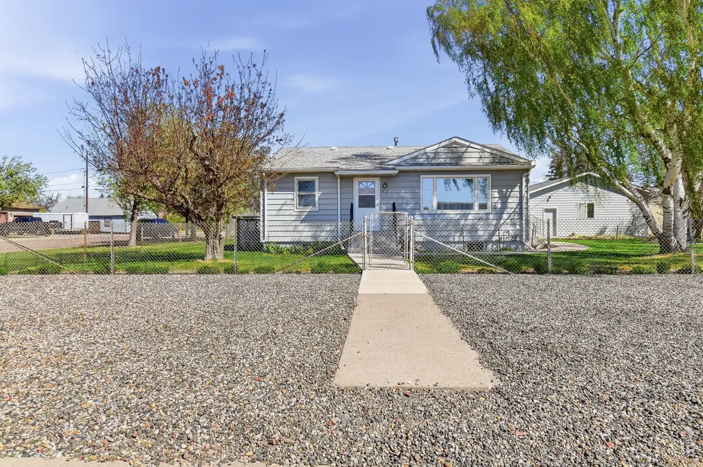 1027 3rd Avenue SW Great Falls MT 59404