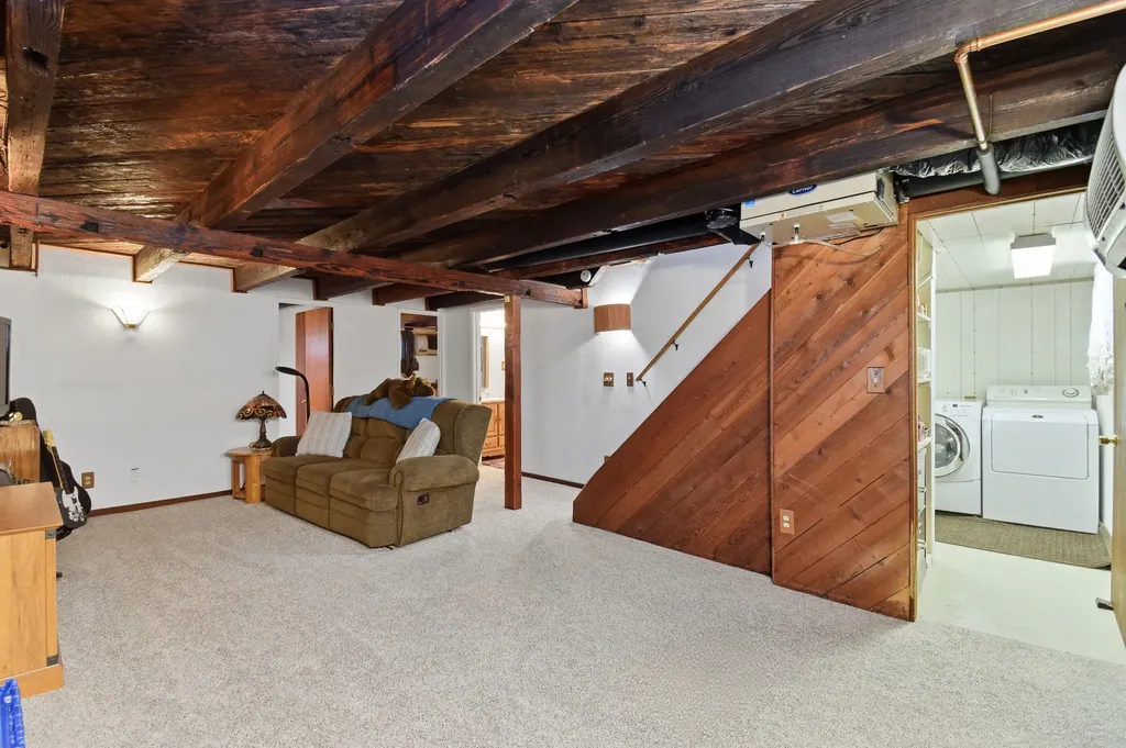 1027 3rd Avenue SW Great Falls MT 59404