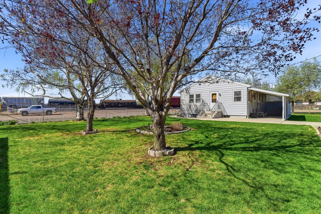 1027 3rd Avenue SW Great Falls MT 59404