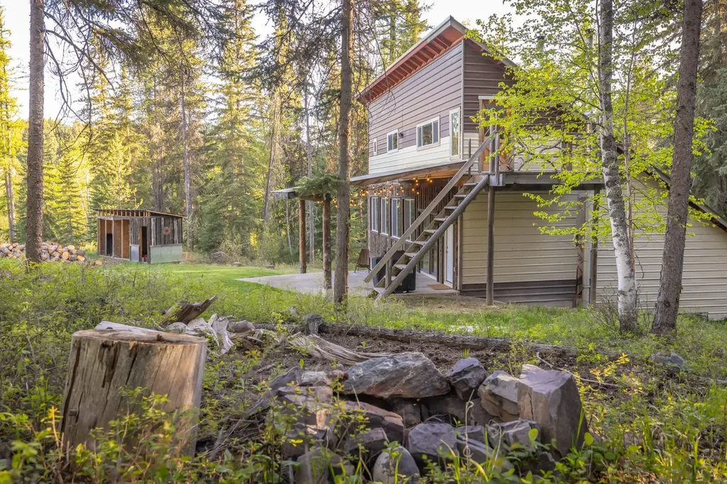 390 Beaver Lake Road Whitefish MT 59937