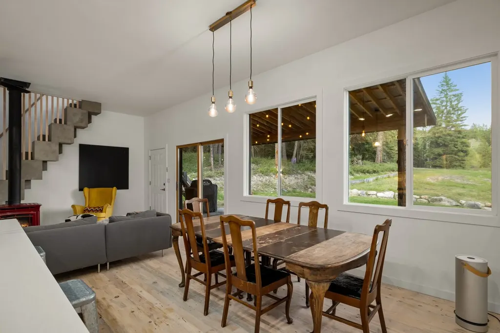 390 Beaver Lake Road Whitefish MT 59937