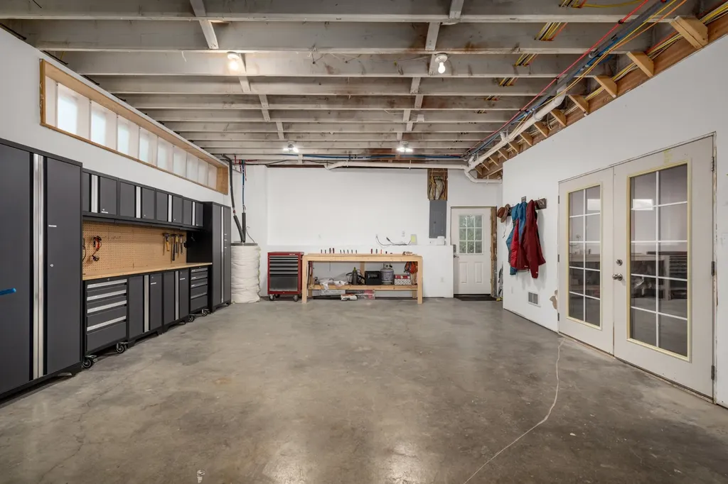 390 Beaver Lake Road Whitefish MT 59937