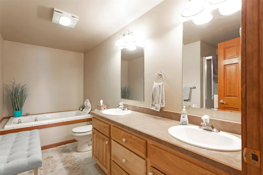 1741 Sutherland Lane Corvallis MT 59828