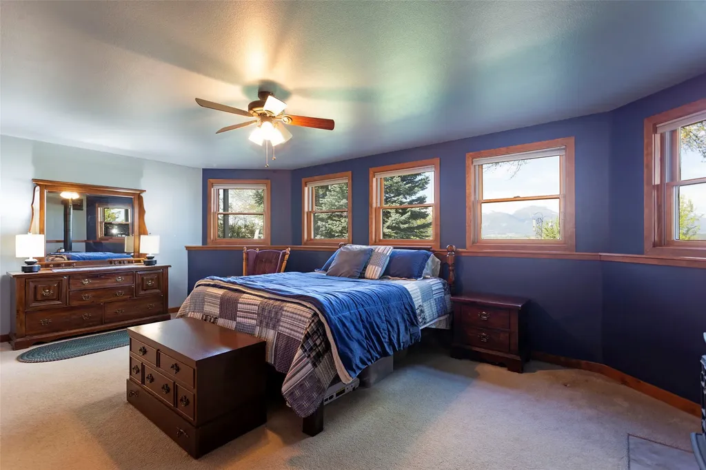 1741 Sutherland Lane Corvallis MT 59828