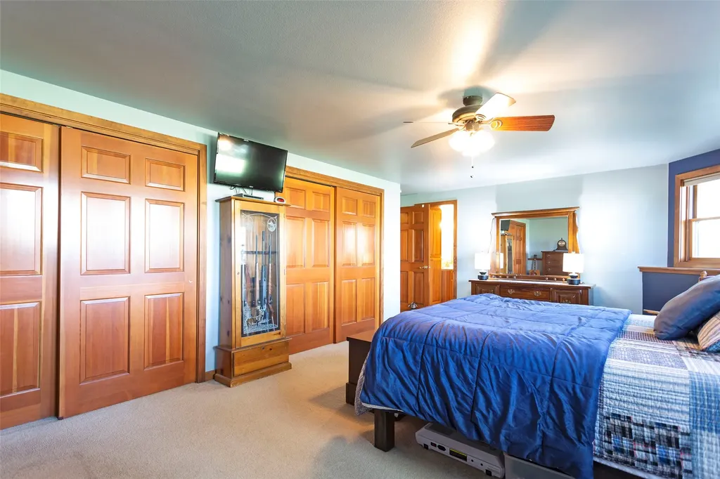 1741 Sutherland Lane Corvallis MT 59828