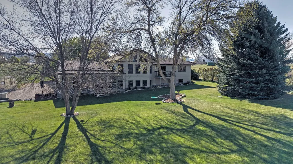1741 Sutherland Lane Corvallis MT 59828