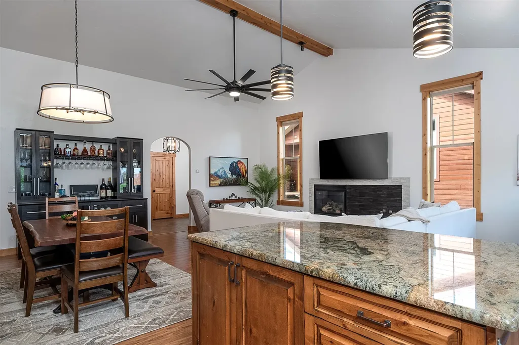 407 White Fox Run Polson MT 59860