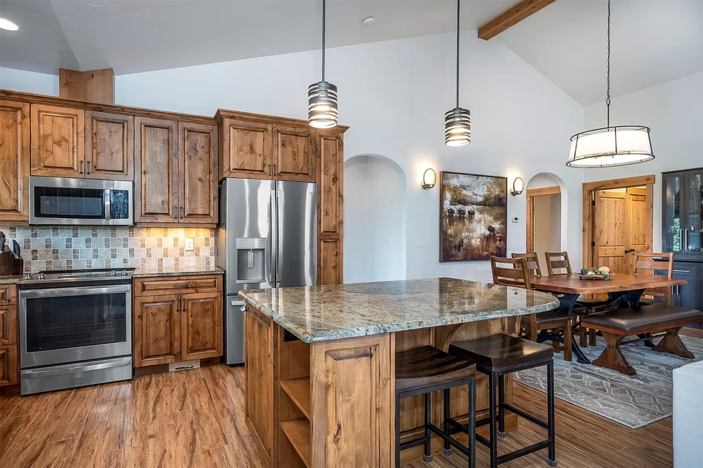 407 White Fox Run Polson MT 59860