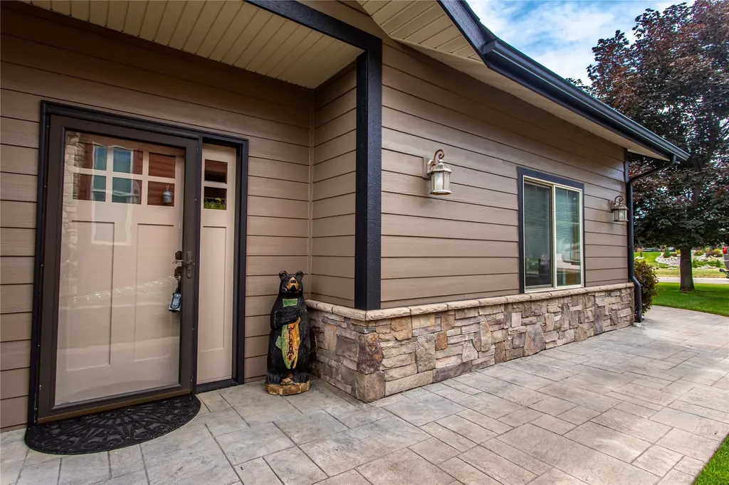 407 White Fox Run Polson MT 59860