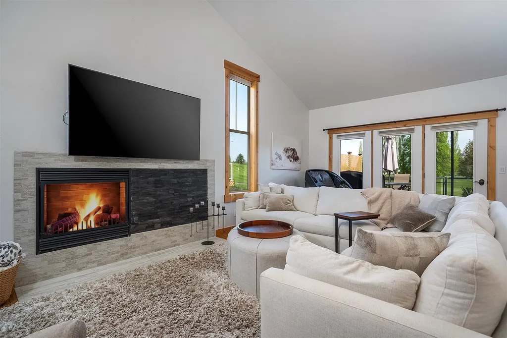 407 White Fox Run Polson MT 59860