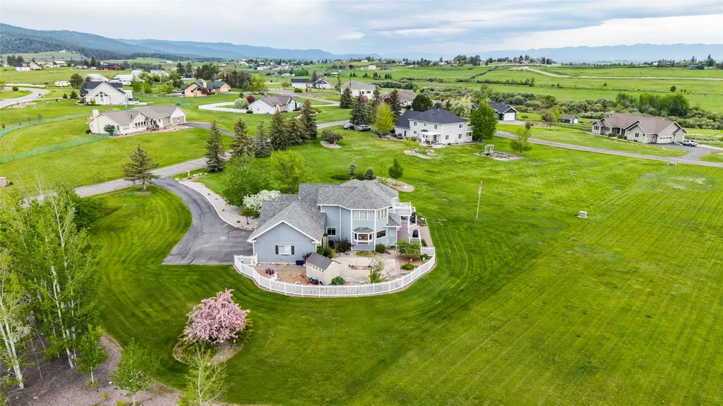 1333 Creekside Drive Kalispell MT 59901