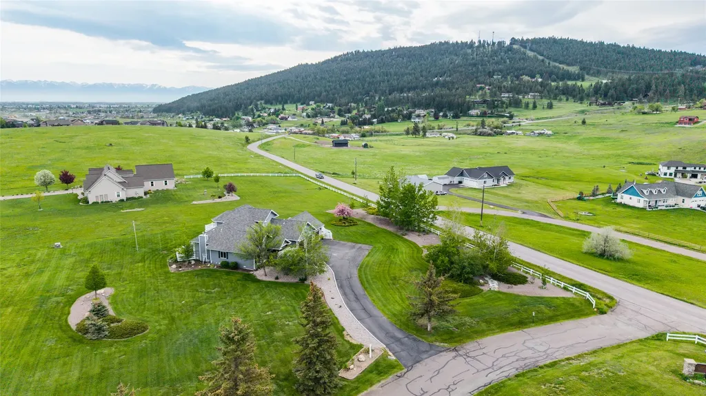 1333 Creekside Drive Kalispell MT 59901