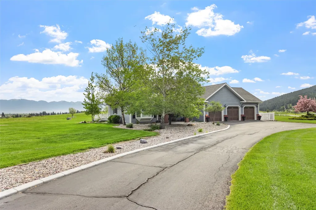 1333 Creekside Drive Kalispell MT 59901