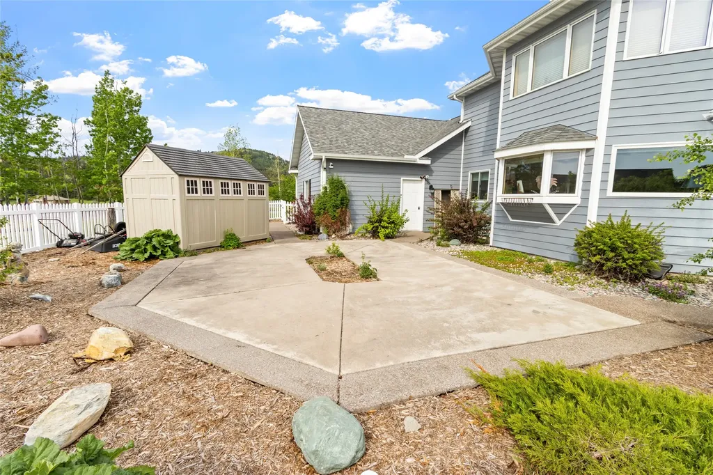 1333 Creekside Drive Kalispell MT 59901