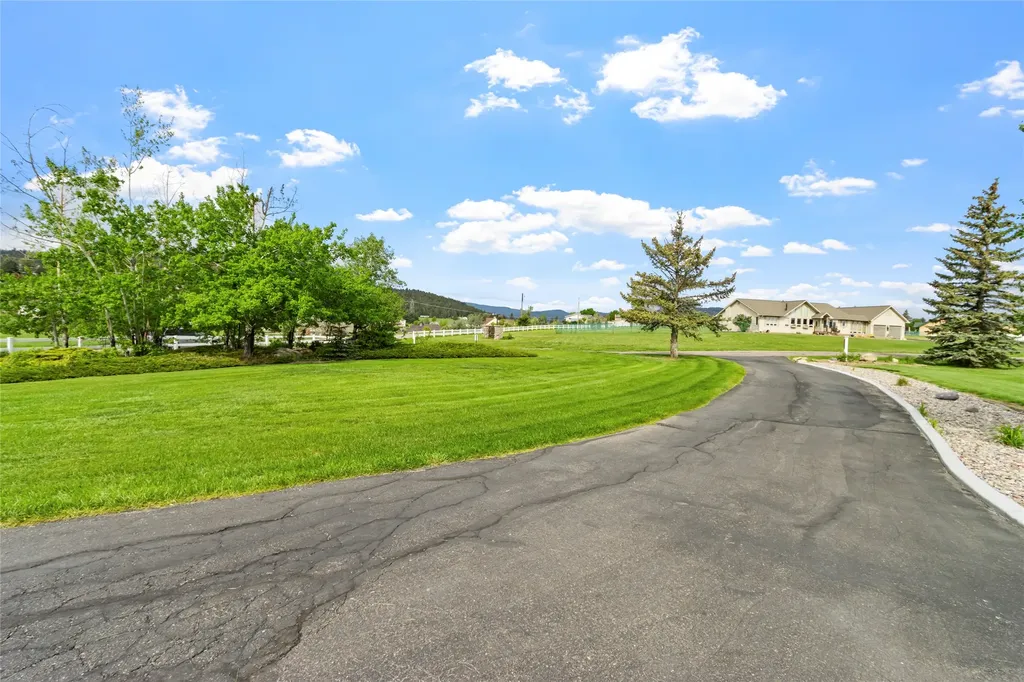 1333 Creekside Drive Kalispell MT 59901
