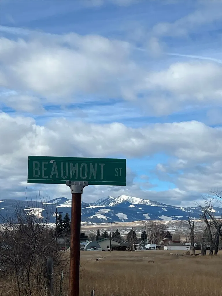 Tbd Lindsey Street Deer Lodge MT 59722