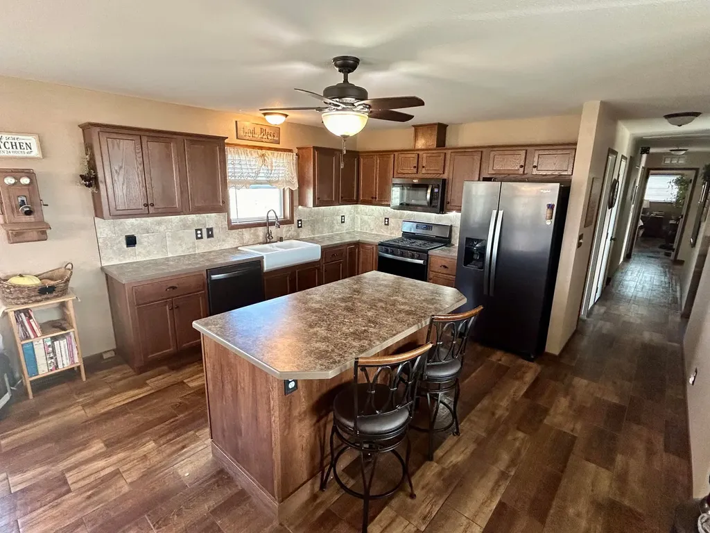 55 Mills Road Whitehall MT 59759