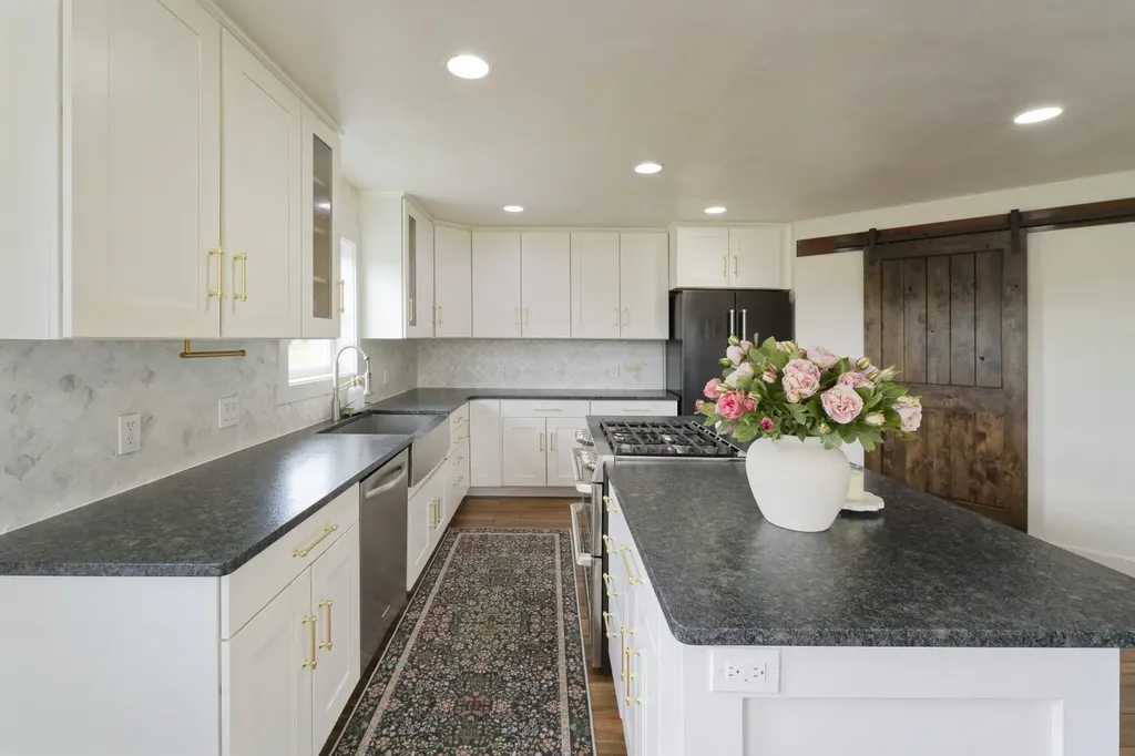 88 Caspian Lane Butte MT 59701