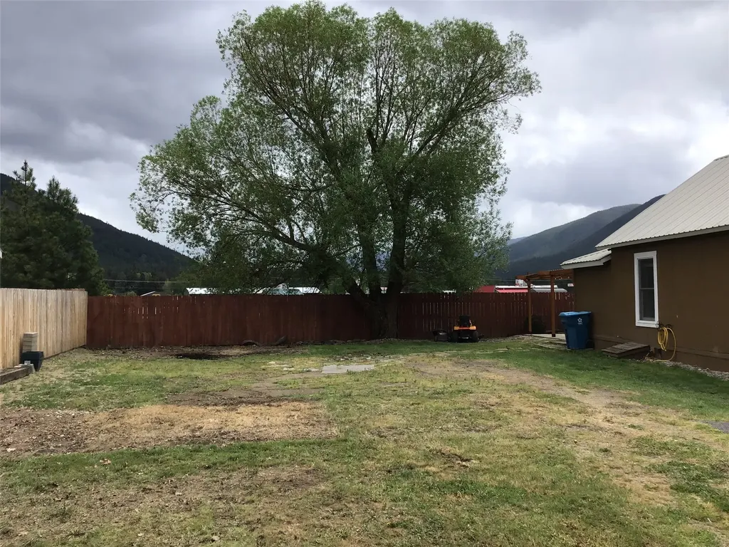 406 Main Street St Regis MT 59866