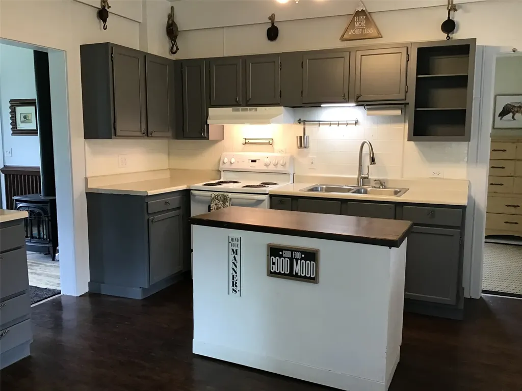 406 Main Street St Regis MT 59866