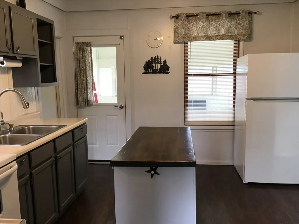 406 Main Street St Regis MT 59866