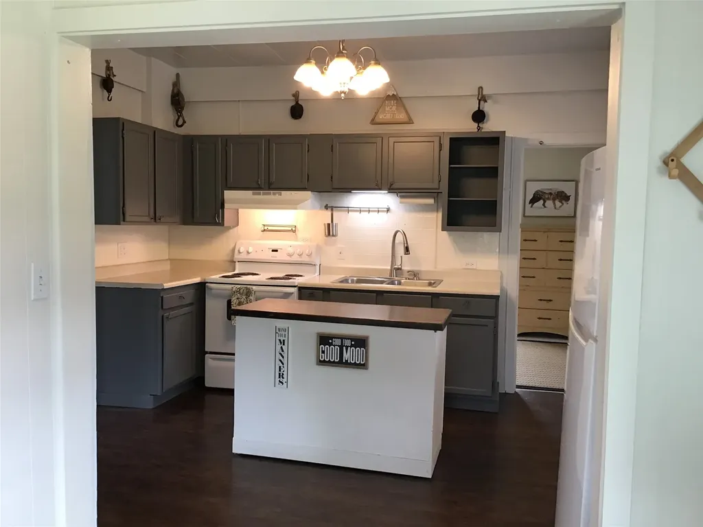406 Main Street St Regis MT 59866