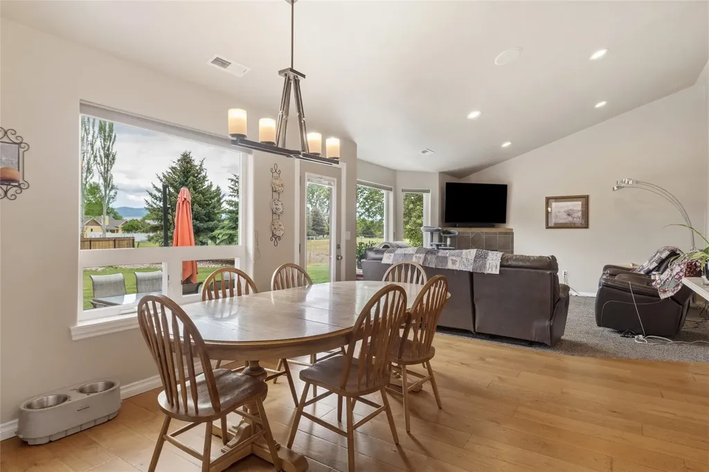 1582 Douglas Drive Missoula MT 59808