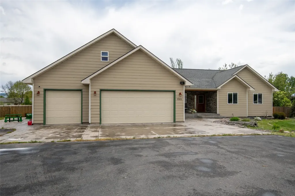 1582 Douglas Drive Missoula MT 59808