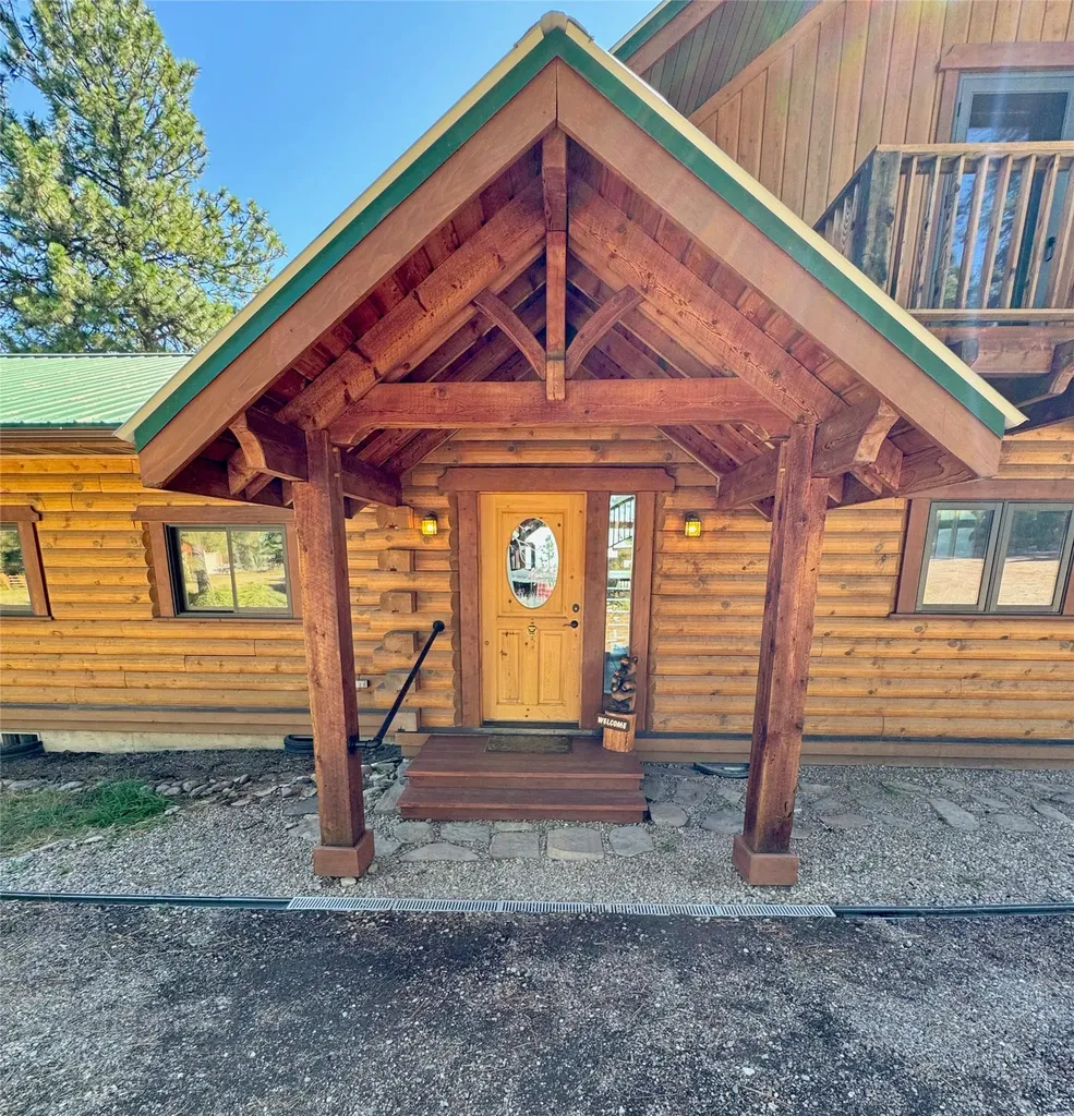 31611 Top Of The Rock Way W Polson MT 59860