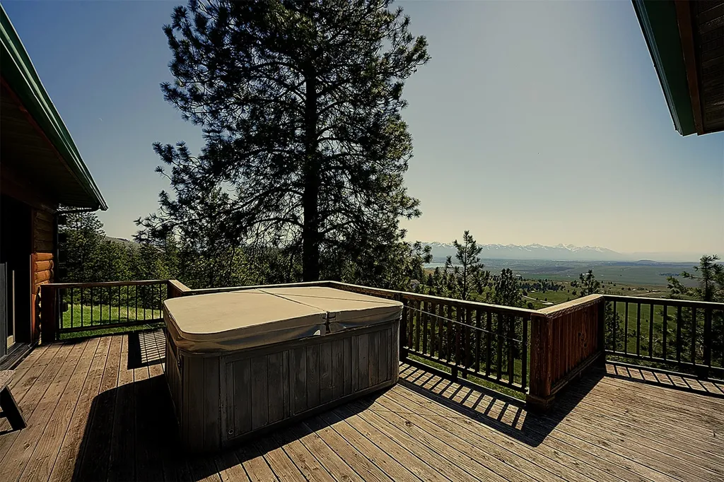 31611 Top Of The Rock Way W Polson MT 59860