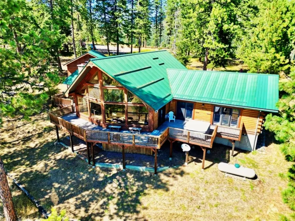 31611 Top Of The Rock Way W Polson MT 59860