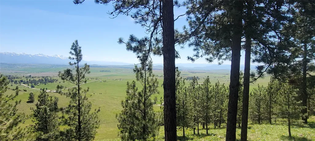 31611 Top Of The Rock Way W Polson MT 59860