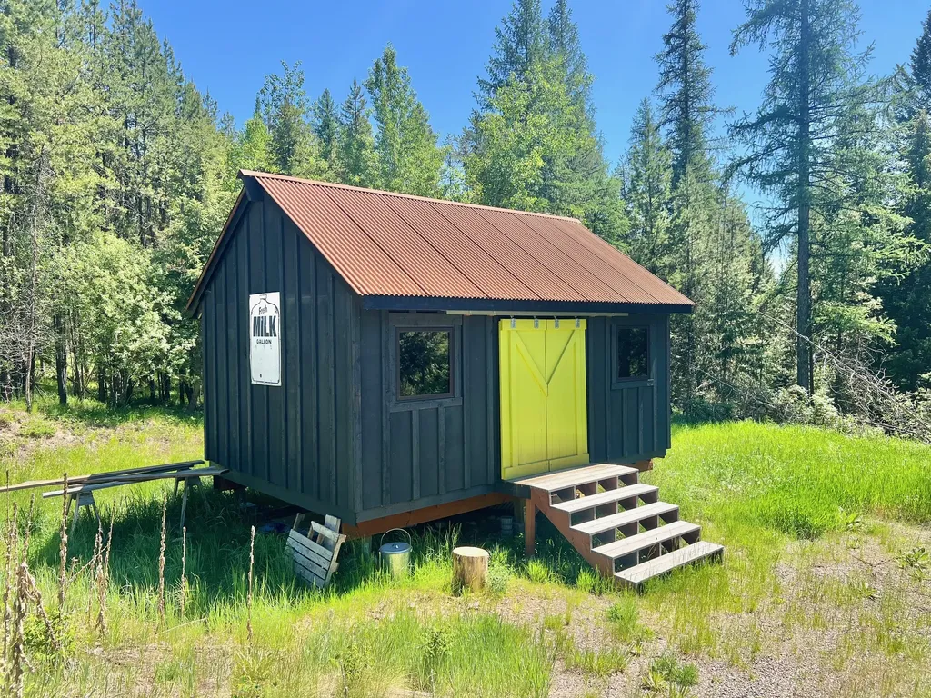 1810 Lupfer Loop Road Olney MT 59927