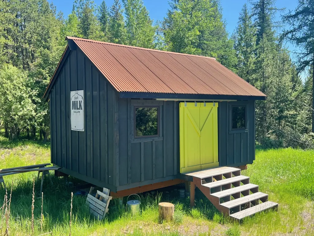1810 Lupfer Loop Road Olney MT 59927