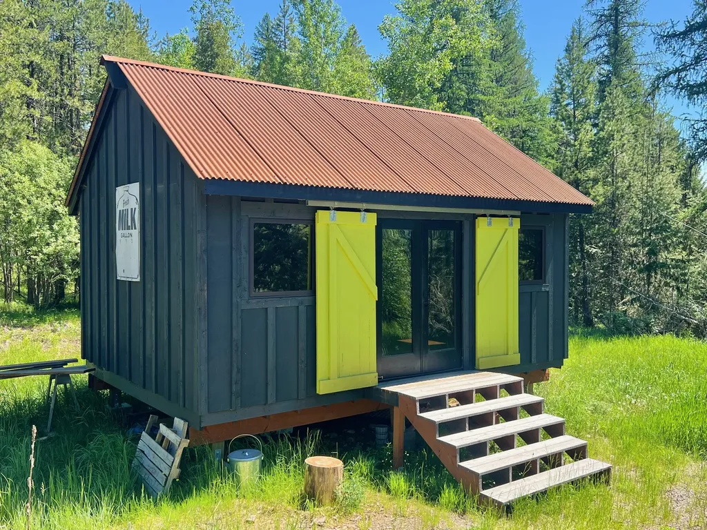 1810 Lupfer Loop Road Olney MT 59927