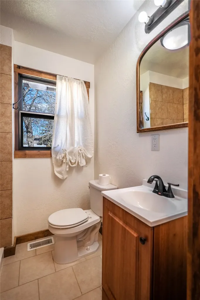 110 4th Street N Fairfield MT 59436