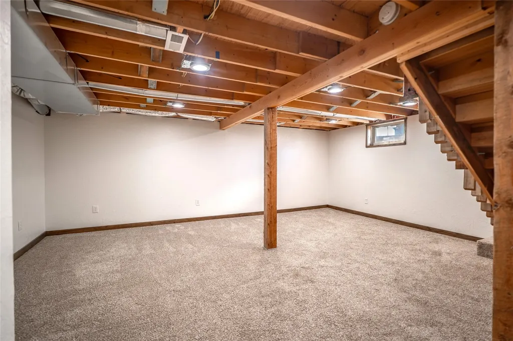 110 4th Street N Fairfield MT 59436