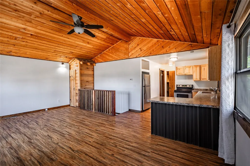 110 4th Street N Fairfield MT 59436