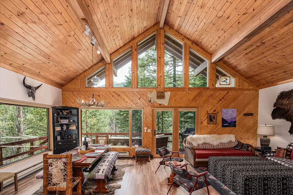 426 Parma Drive Essex MT 59916