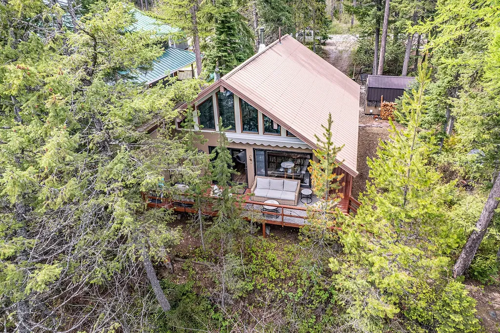 426 Parma Drive Essex MT 59916