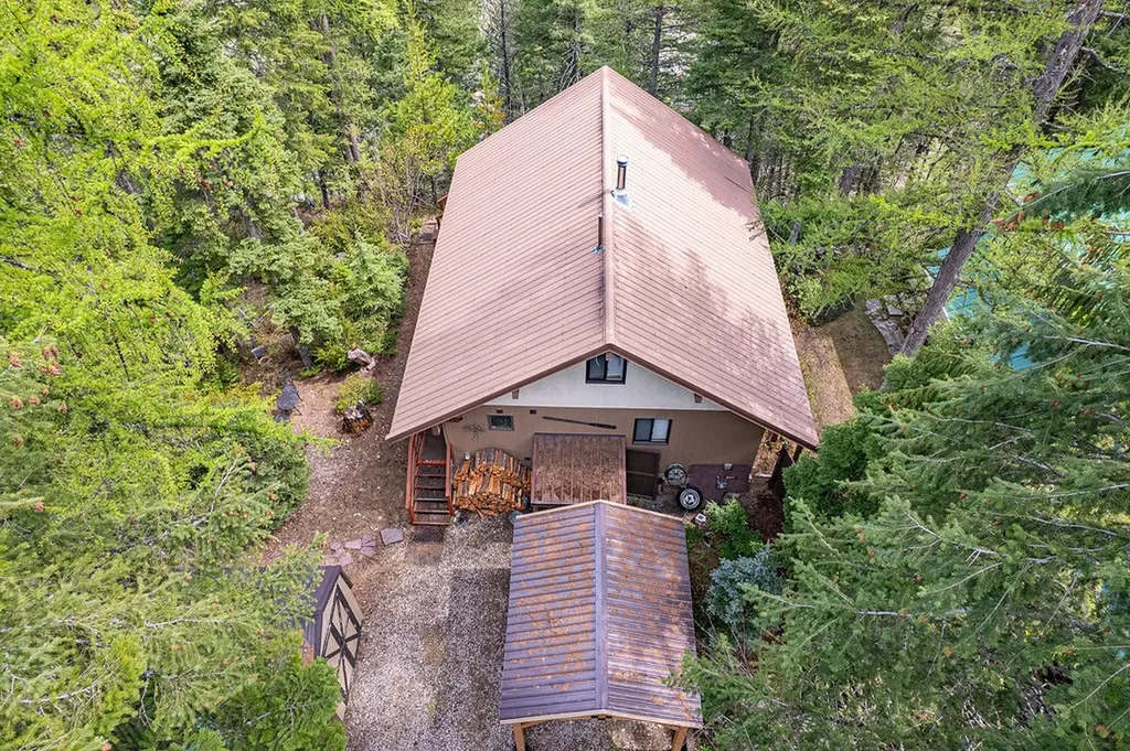 426 Parma Drive Essex MT 59916