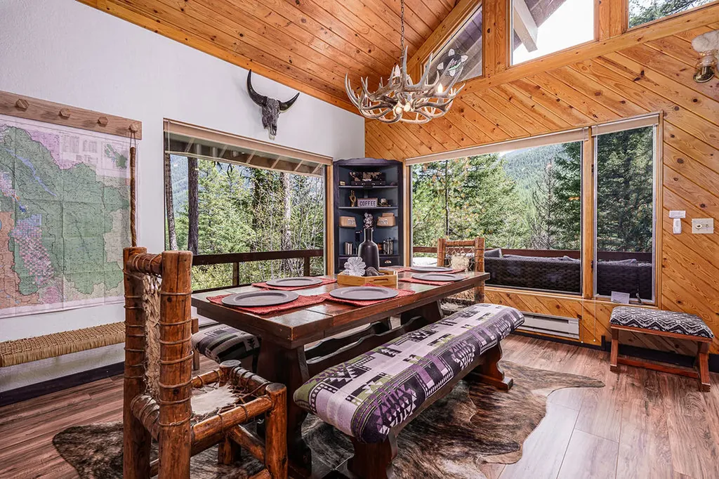 426 Parma Drive Essex MT 59916
