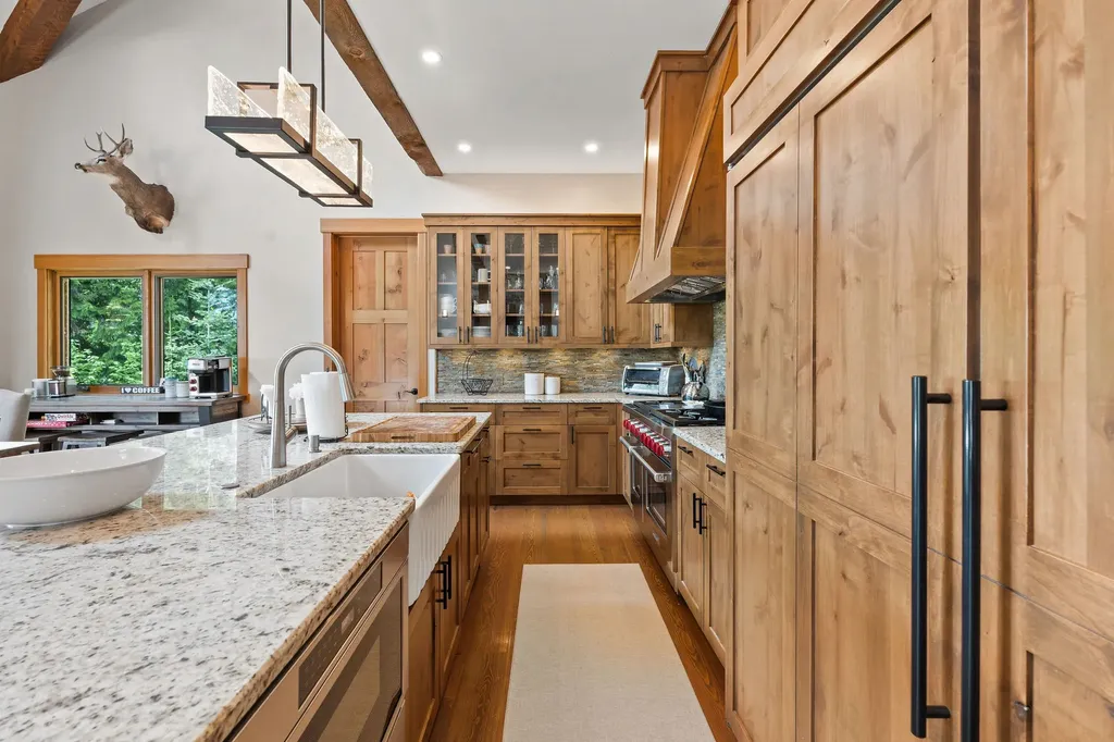 258 N Shooting Star Circle Whitefish MT 59937