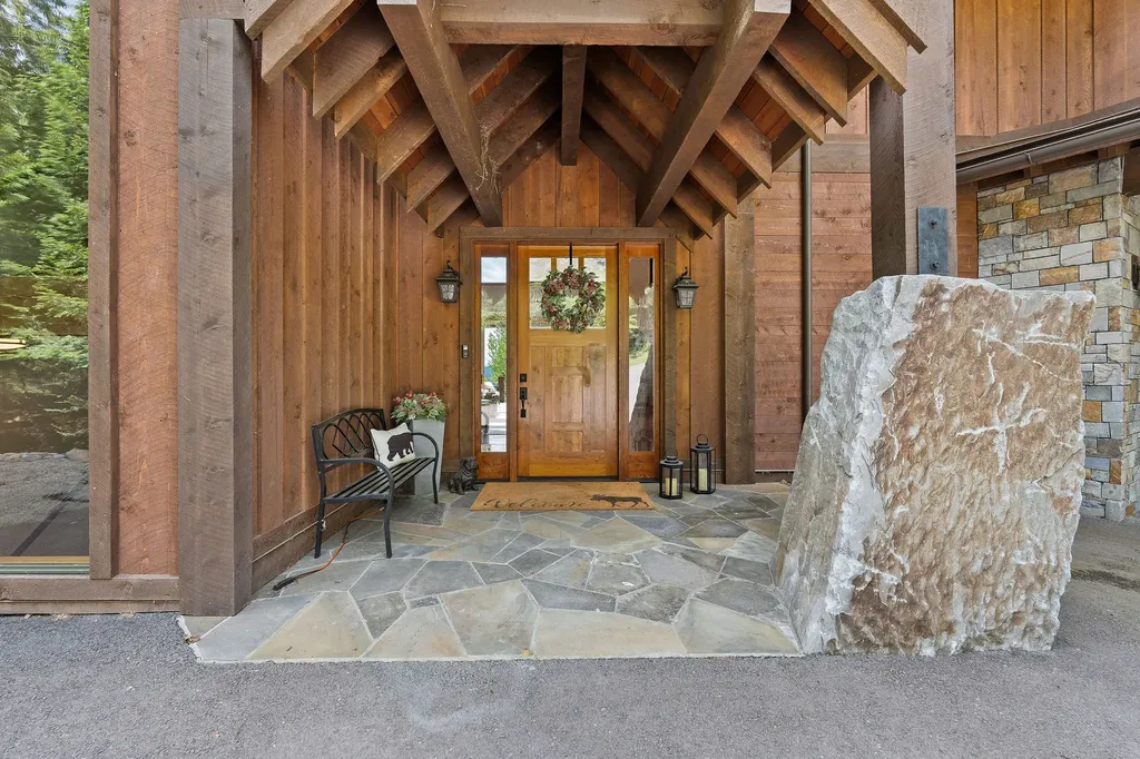 258 N Shooting Star Circle Whitefish MT 59937