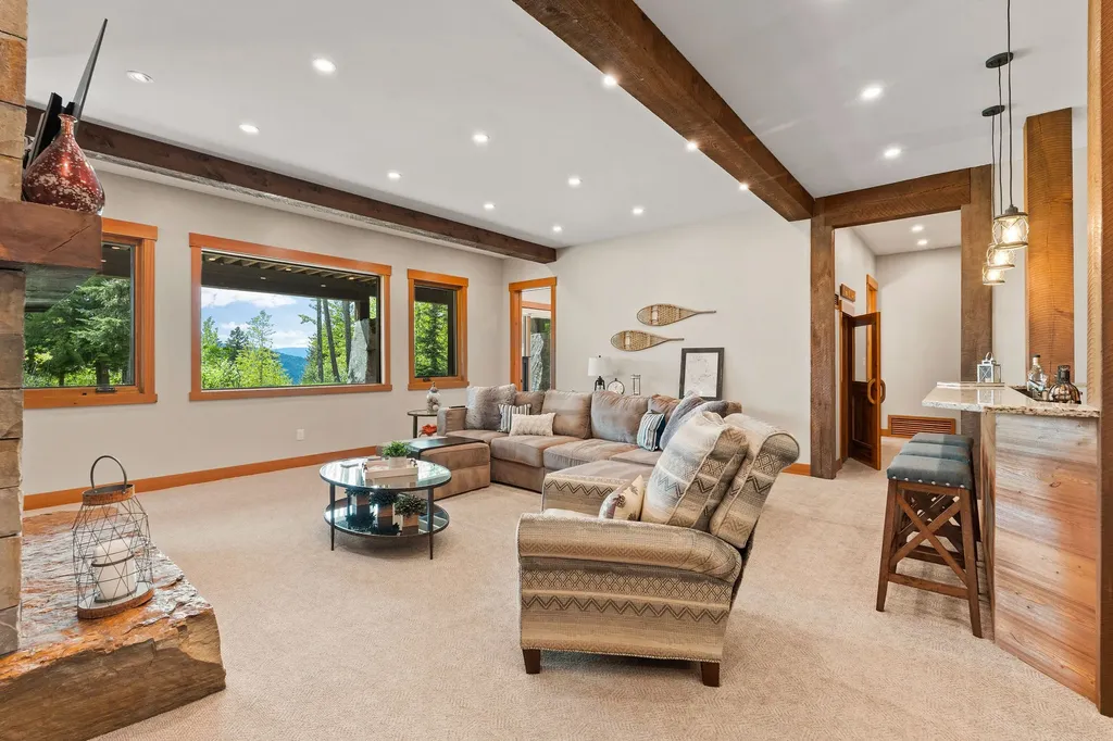 258 N Shooting Star Circle Whitefish MT 59937