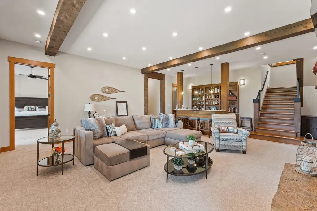 258 N Shooting Star Circle Whitefish MT 59937
