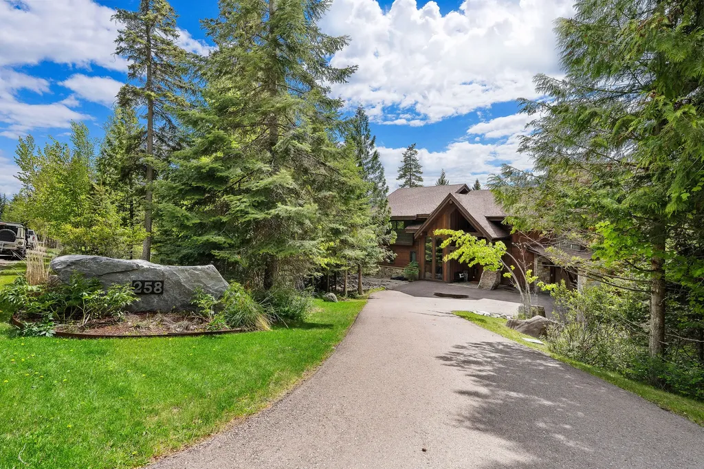 258 N Shooting Star Circle Whitefish MT 59937