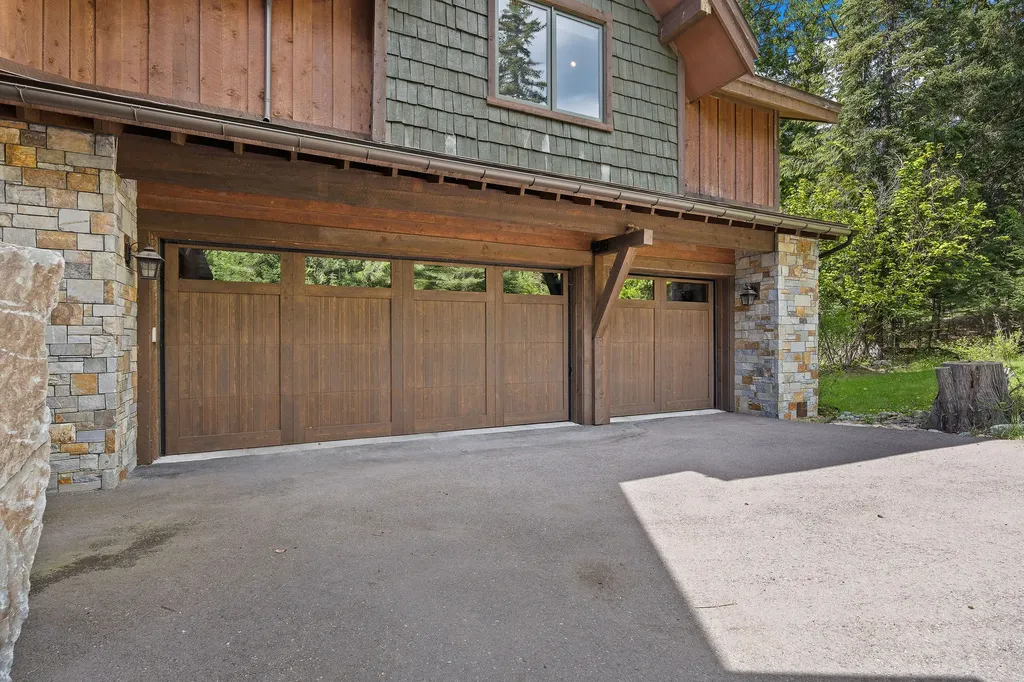 258 N Shooting Star Circle Whitefish MT 59937