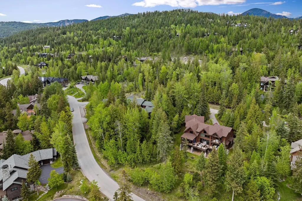 258 N Shooting Star Circle Whitefish MT 59937