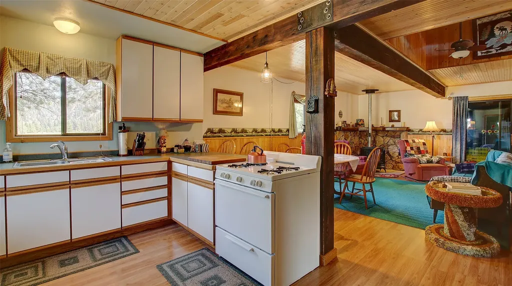 60 Idle Hour Way Clinton MT 59825